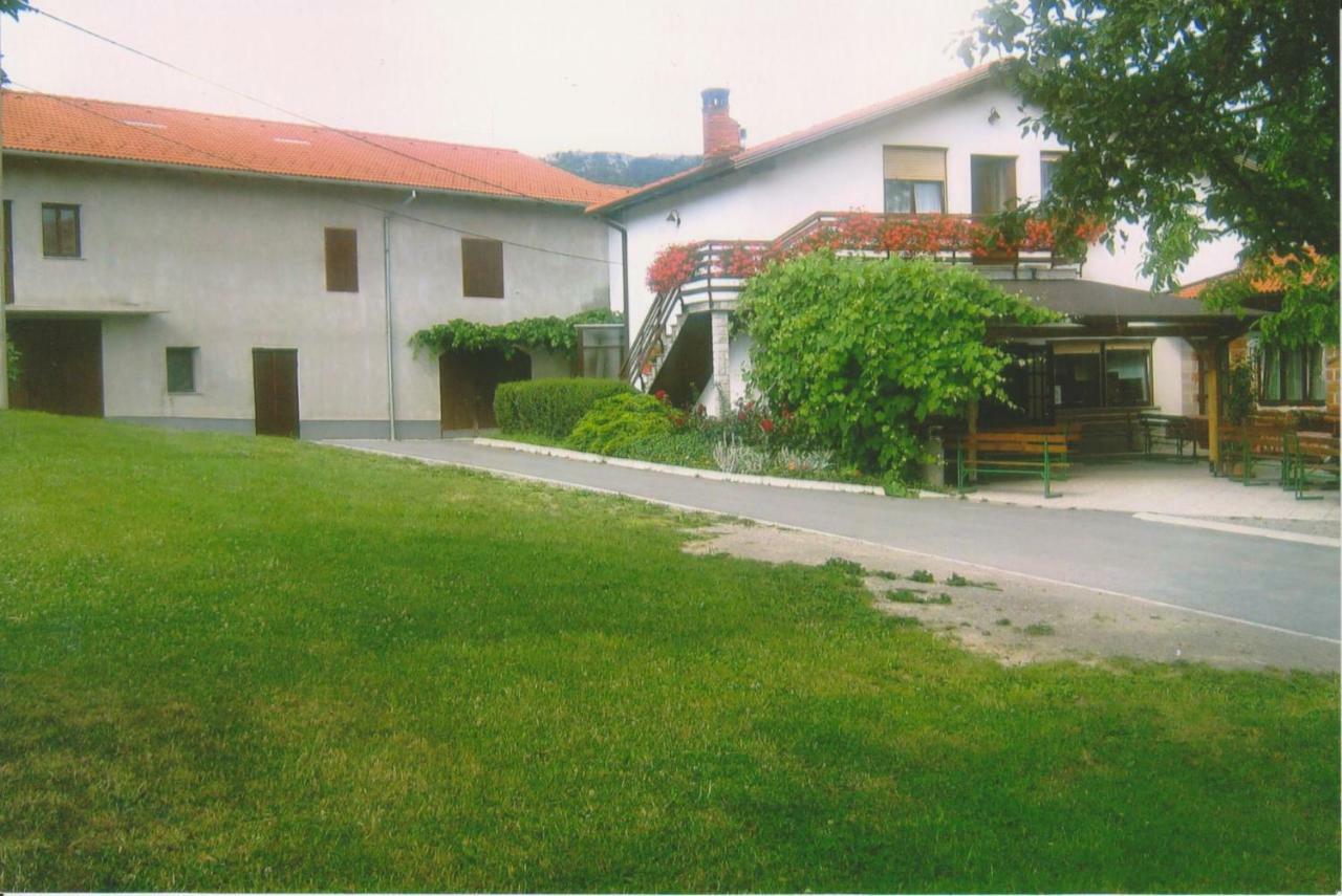 Ratecevo Brdo Janezinovi House旅馆 外观 照片